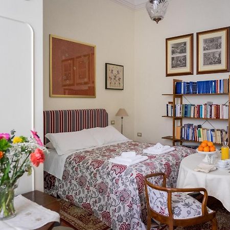 Palazzo Bernardini Suites Lecce Ngoại thất bức ảnh
