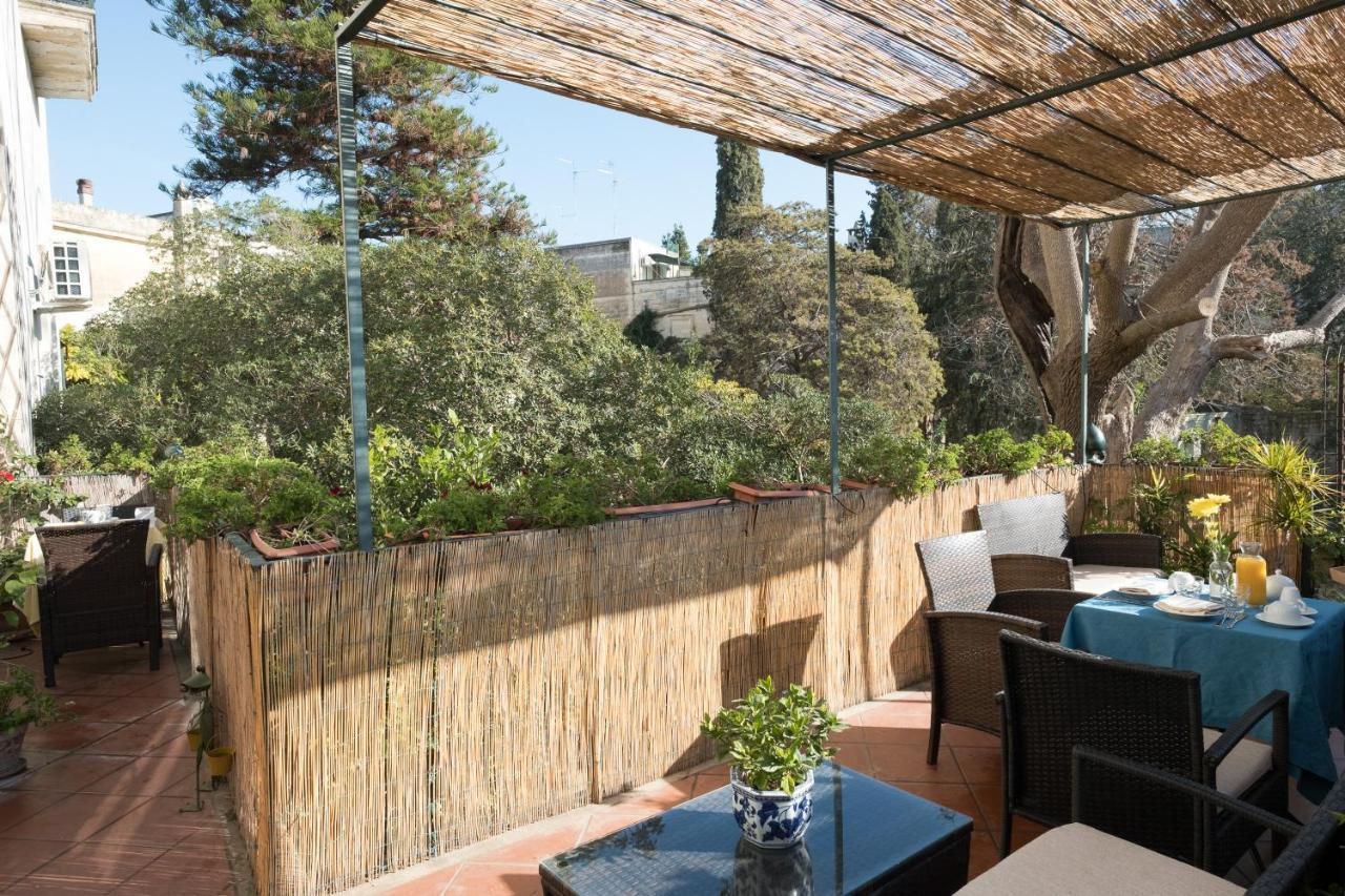 Palazzo Bernardini Suites Lecce Ngoại thất bức ảnh