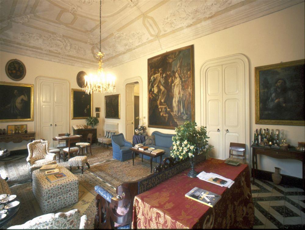 Palazzo Bernardini Suites Lecce Ngoại thất bức ảnh