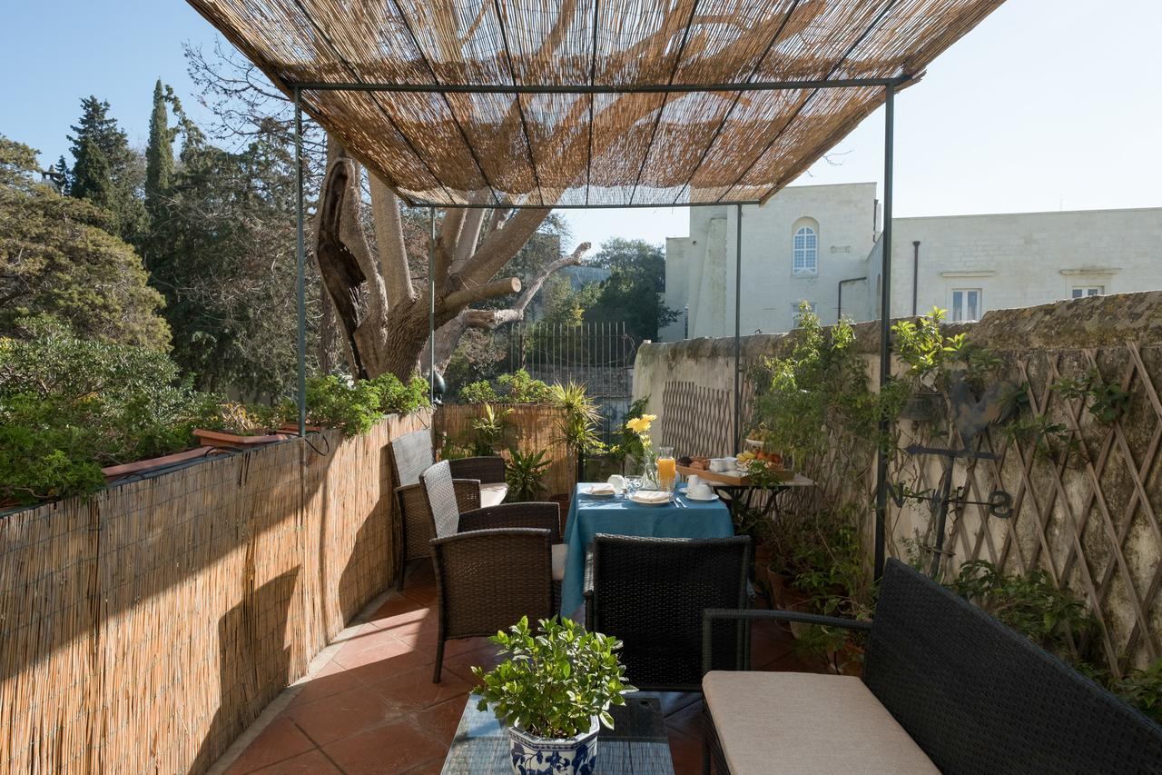 Palazzo Bernardini Suites Lecce Ngoại thất bức ảnh
