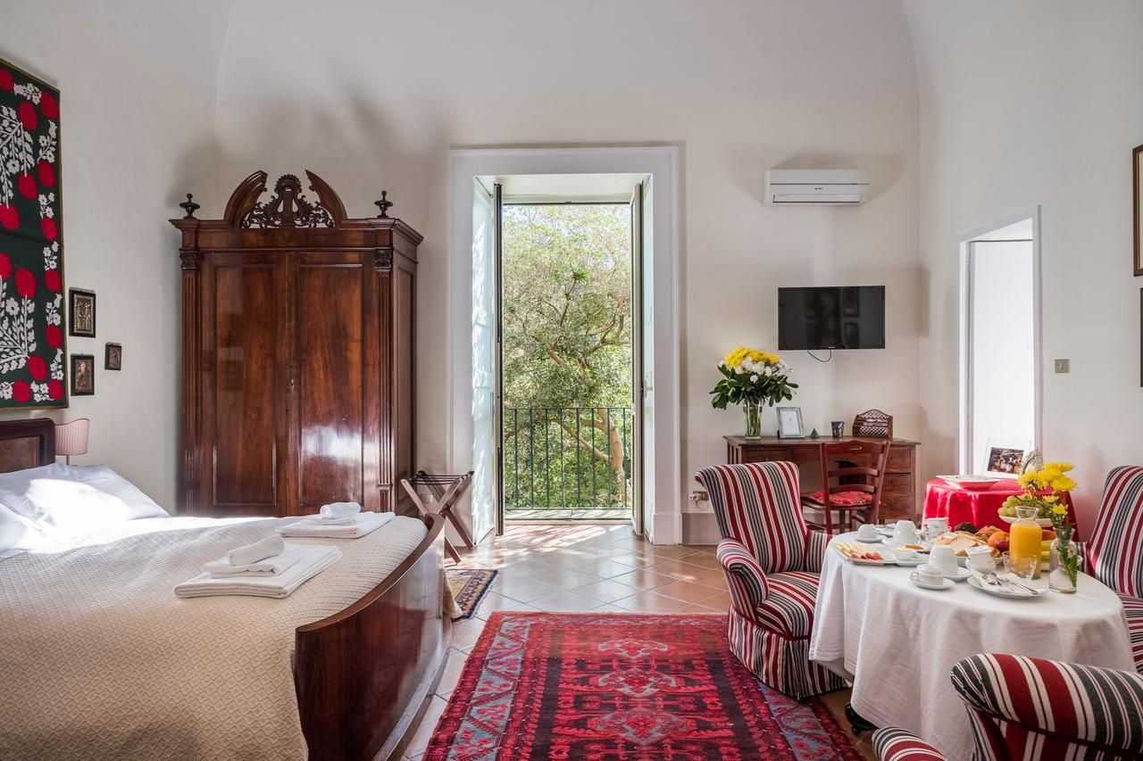 Palazzo Bernardini Suites Lecce Ngoại thất bức ảnh